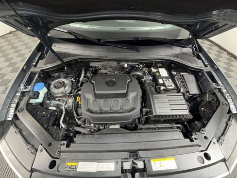 Used 2021 Volkswagen Tiguan SEL Premium R-Line image 27