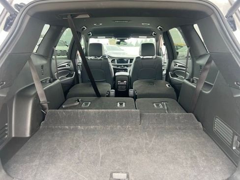 Used 2023 Buick Enclave Essence image 39