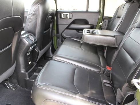 Used 2021 Jeep Wrangler Unlimited Sahara image 45