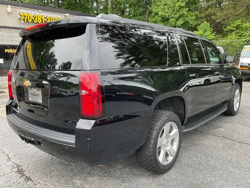 Used 2018 Chevrolet Suburban LT AWD/4WD image 8