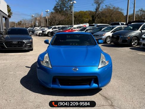Used 2009 Nissan 370Z Touring image 12
