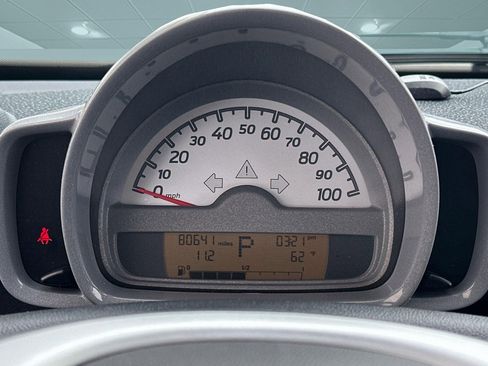 Used 2009 smart fortwo passion image 16