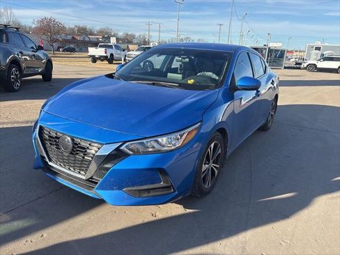 Used 2022 Nissan Sentra SV image 1