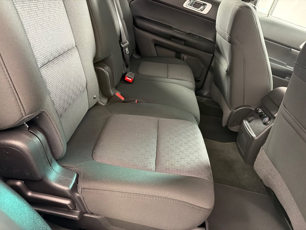 Used 2014 Ford Explorer XLT AWD/4WD image 19