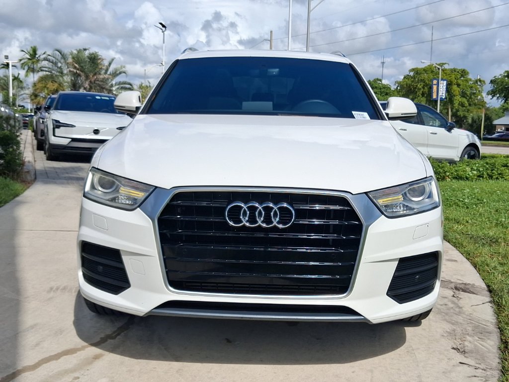 Used 2016 Audi Q3 2.0T Premium Plus w/ Technology Package FWD image 2