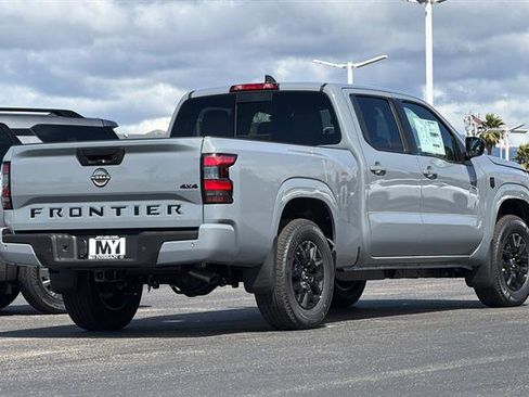 New 2026 Nissan Frontier SV w/ SV Convenience Package AWD/4WD image 4