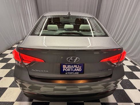 Used 2017 Hyundai Sonata SE FWD image 5