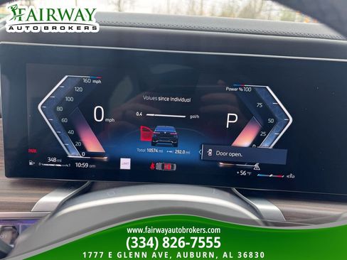 Used 2025 BMW 740i xDrive image 18