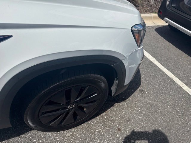 Certified 2022 Volkswagen Taos S FWD image 15