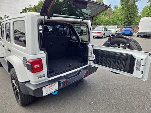 Used 2024 Jeep Wrangler Unlimited Sahara AWD/4WD image 51