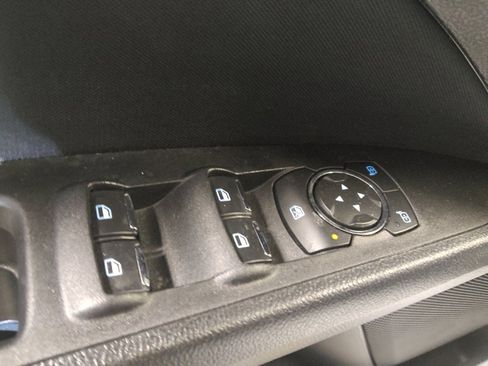 Used 2019 Ford Fusion SE image 27