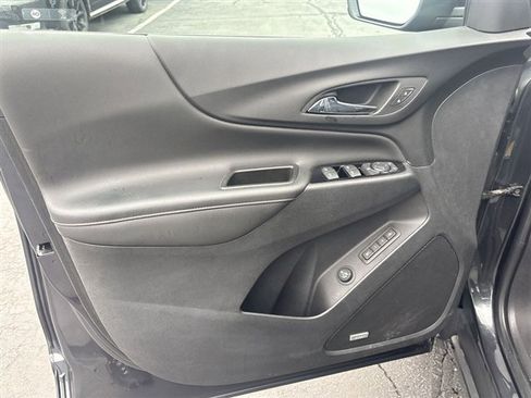 Certified 2022 Chevrolet Equinox Premier image 22