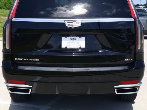 Used 2023 Cadillac Escalade Premium Luxury AWD/4WD image 10