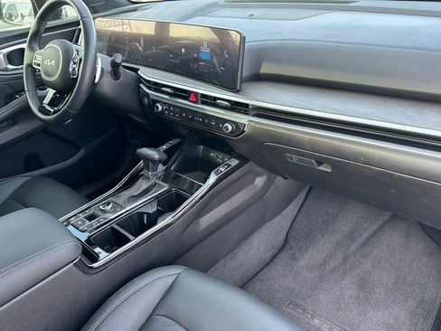 Used 2024 Kia Sorento SX Prestige image 20