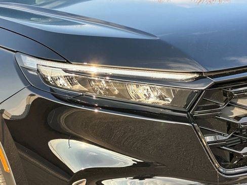 Used 2026 Honda CR-V Sport Touring image 11