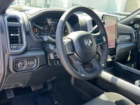 New 2026 RAM 3500 Laramie AWD/4WD image 19