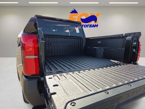 New 2026 Toyota Tacoma SR AWD/4WD image 13