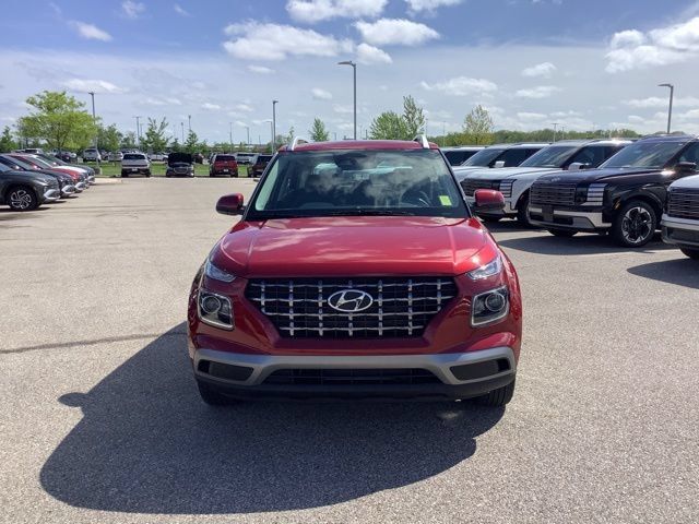 Used 2026 Hyundai Venue SEL FWD image 3