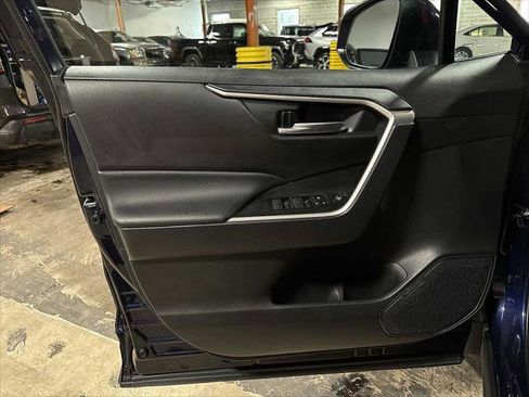 Certified 2025 Toyota RAV4 XLE image 29