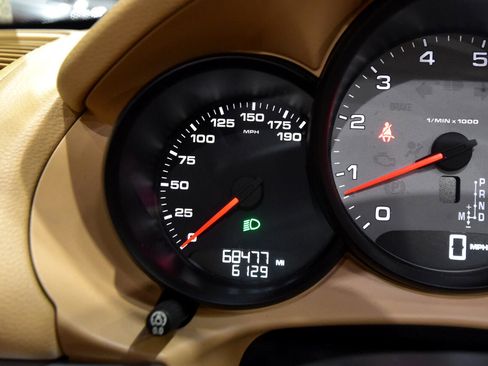 Used 2013 Porsche Boxster S image 25