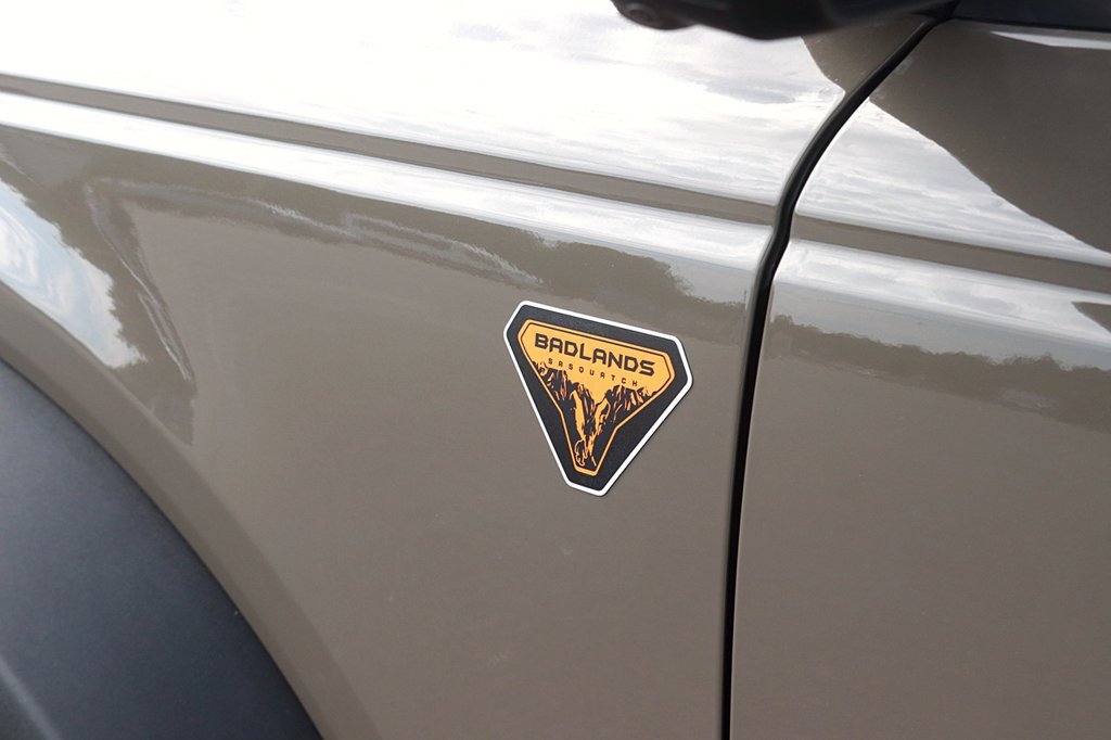 Used 2025 Ford Bronco Badlands AWD/4WD image 11