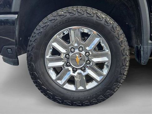 Used 2024 Chevrolet Silverado 2500 High Country AWD/4WD image 24