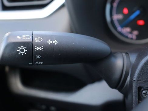 Used 2025 Toyota RAV4 LE image 22