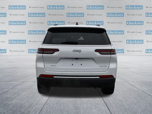 Used 2023 Jeep Grand Cherokee L Limited image 7