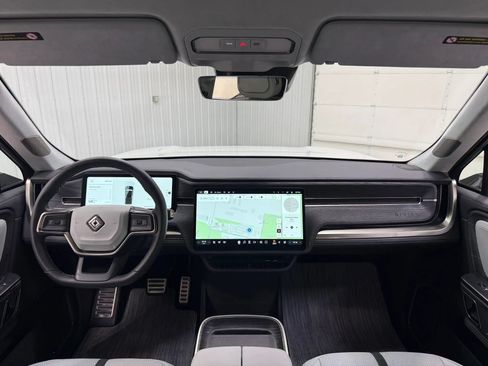 Used 2024 Rivian R1T Adventure AWD/4WD image 13