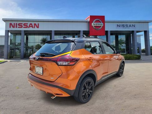 Used 2023 Nissan Kicks SR w/ Interior Electronics Package FWD image 4