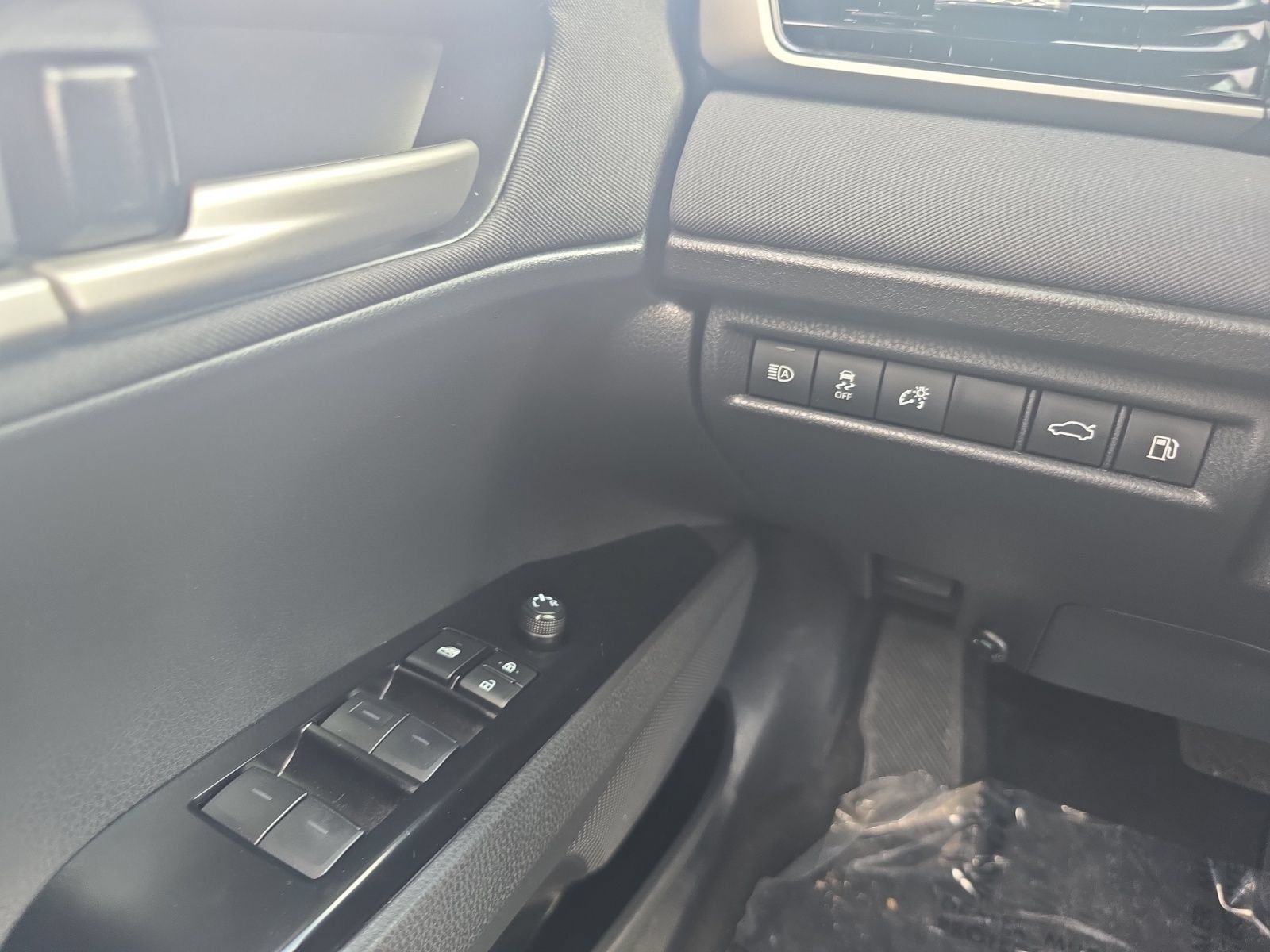 Certified 2025 Toyota Camry LE w/ Convenience Package FWD image 17