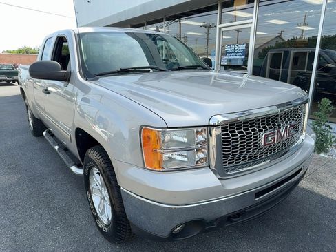 Used 2009 GMC Sierra 1500 SLE w/ Power Pack Plus AWD/4WD image 2