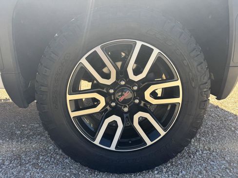 Used 2021 GMC Sierra 1500 AT4 w/ AT4 Preferred Package image 22