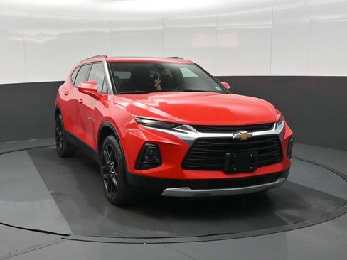 Used 2022 Chevrolet Blazer LT w/ Sound & Technology Package image 3