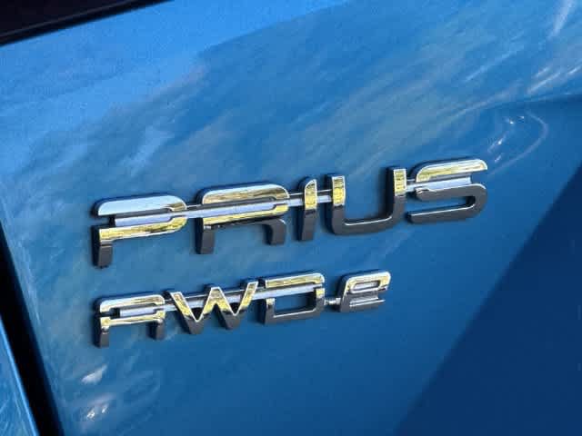 Used 2020 Toyota Prius XLE w/ Advanced Technology Package AWD/4WD image 24