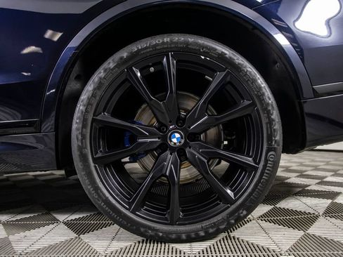Used 2024 BMW X7 xDrive40i w/ M Sport Package AWD/4WD image 45