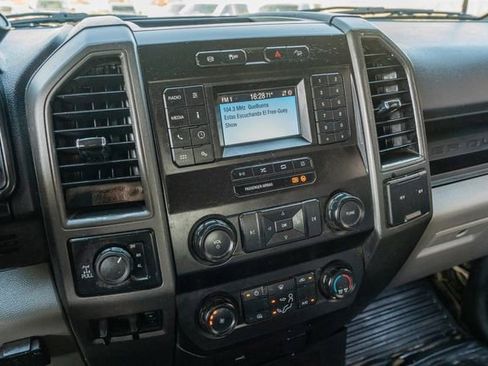 Used 2022 Ford F250 XL w/ Power Equipment Group image 26