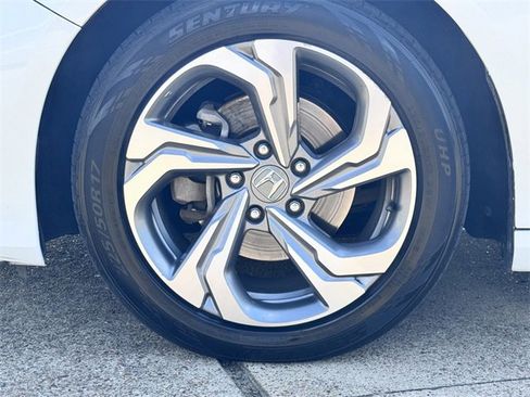 Used 2019 Honda Accord EX-L image 9