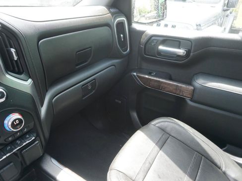 Used 2020 GMC Sierra 1500 Denali w/ Denali Ultimate Package AWD/4WD image 32