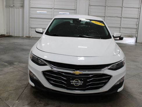 Used 2023 Chevrolet Malibu LT image 3