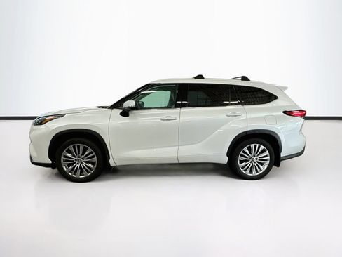 Used 2023 Toyota Highlander Platinum AWD/4WD image 8