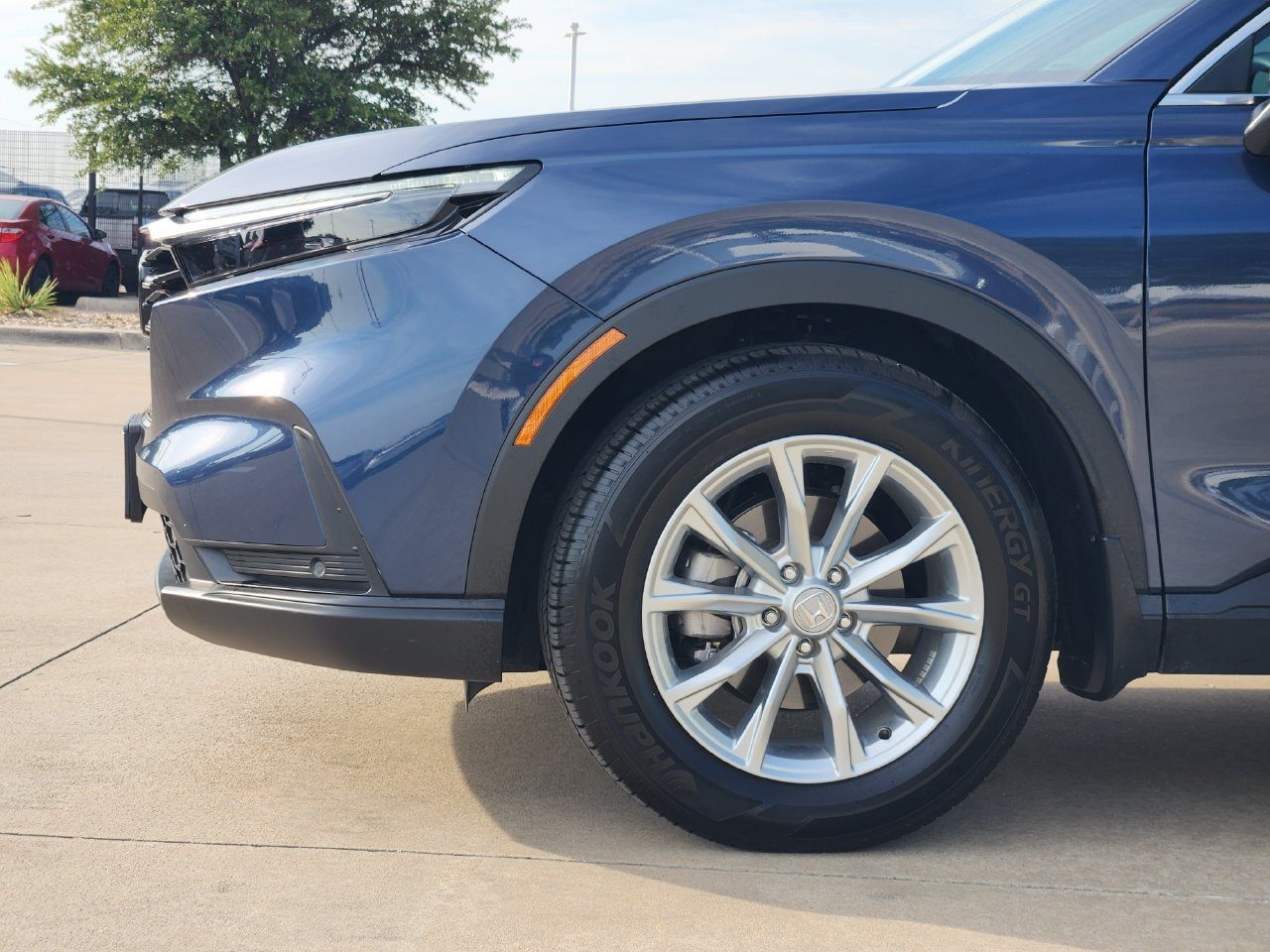Used 2024 Honda CR-V EX-L image 8