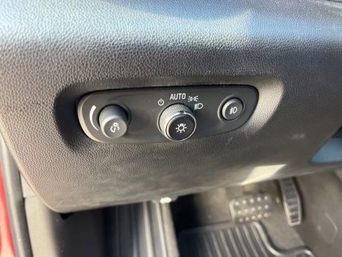 Used 2018 Chevrolet Traverse High Country image 18