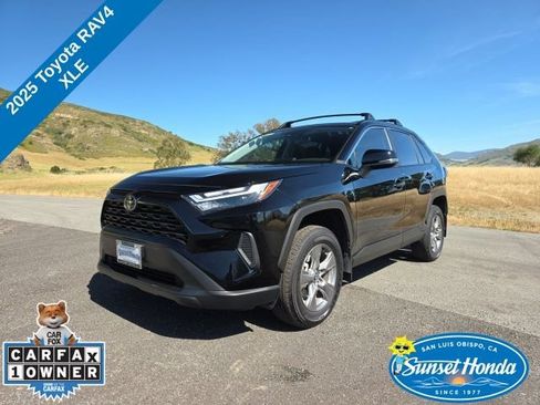 Used 2025 Toyota RAV4 XLE FWD image 1
