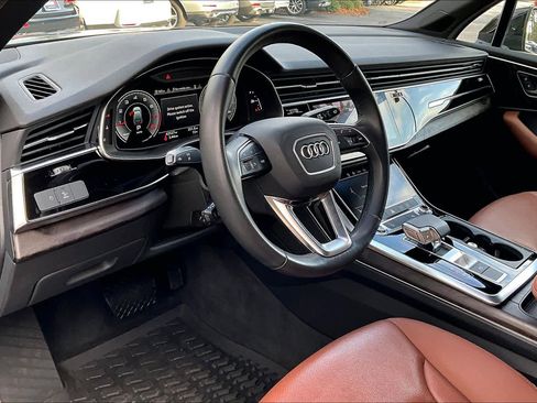 Used 2021 Audi Q7 2.0T Premium Plus w/ Executive Package image 17