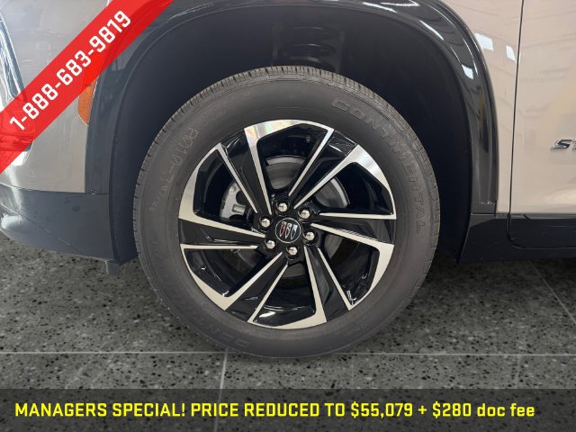 Used 2027 Buick Enclave Sport Touring w/ Power Package AWD/4WD image 27