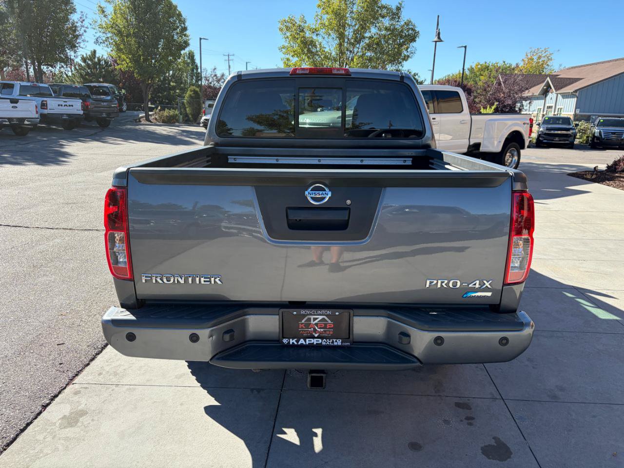 Used 2019 Nissan Frontier PRO-4X AWD/4WD image 9