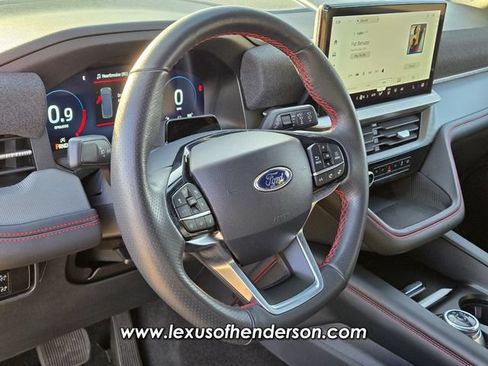 Used 2025 Ford Explorer ST-Line w/ ST-Line Street Pack AWD/4WD image 23
