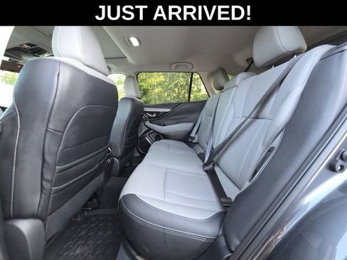 Used 2025 Subaru Outback Limited w/ Popular Package #2 AWD/4WD image 10