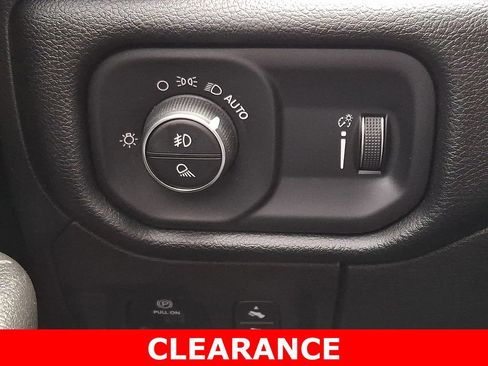 Used 2022 RAM 1500 Big Horn image 24